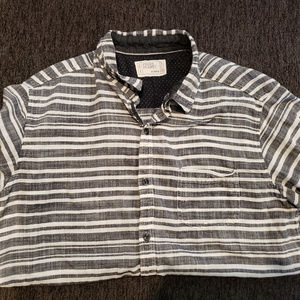 Free Planet Mens Striped Short Sleeve Button Up